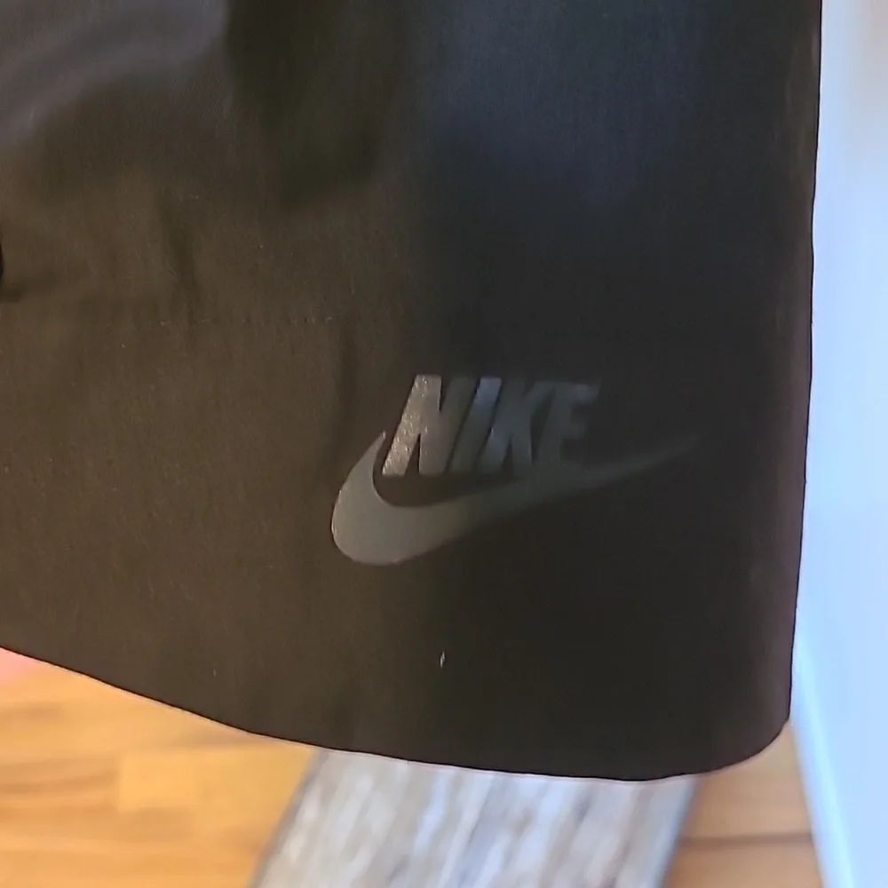 Nike Jacket - Picture 4 of 8
